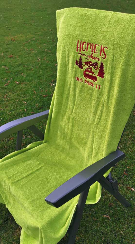 Campingstuhl-Husse mit Stick-Motiv "Home is where You park it"