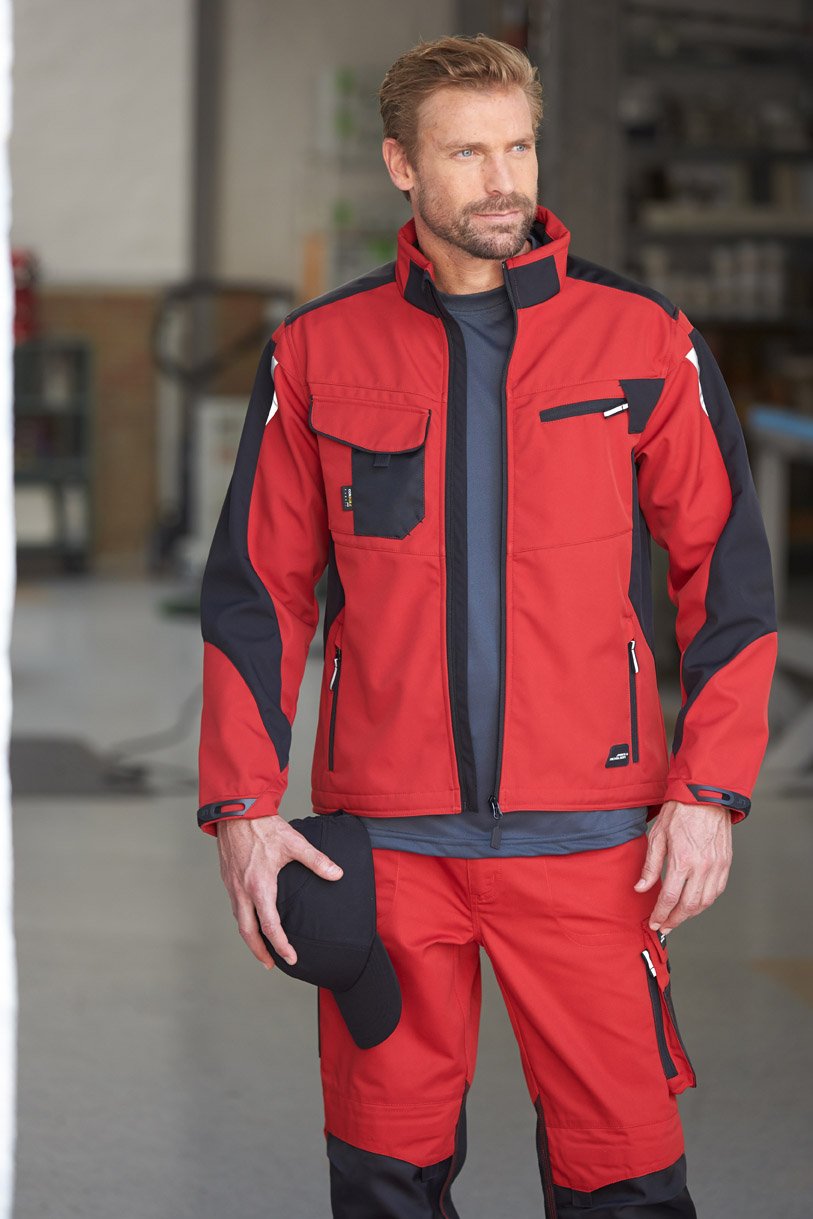 Workwear Softshell Jacket JN844 mit individuellem Druck