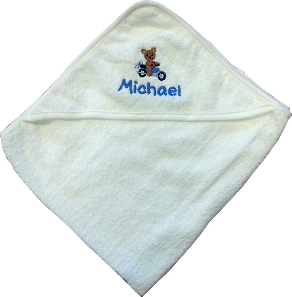 Baby-Kapuzentuch mit Name und Motiv bestickt