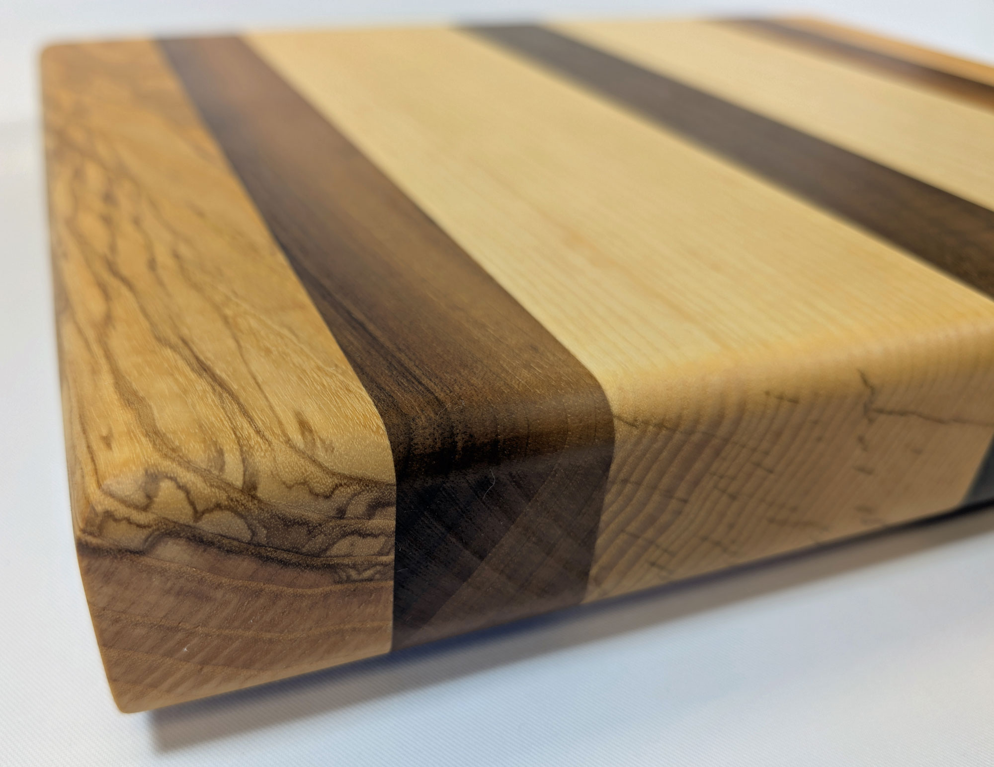 Schneidebrett Esche - Nussbaum 360 x 295 x 45 mm