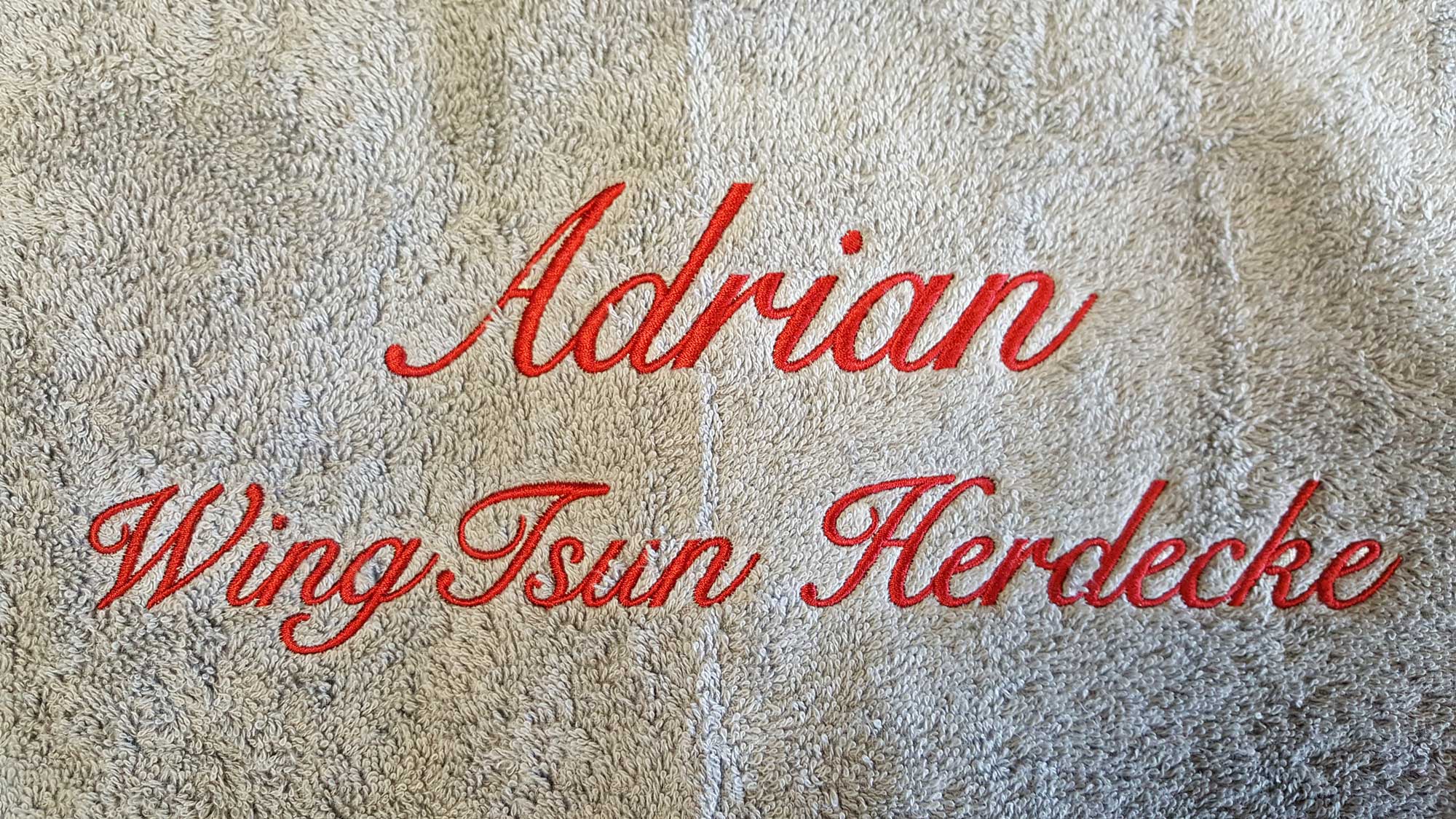 A&R Beach Towel Badetuch mit Text-Stickerei AR037