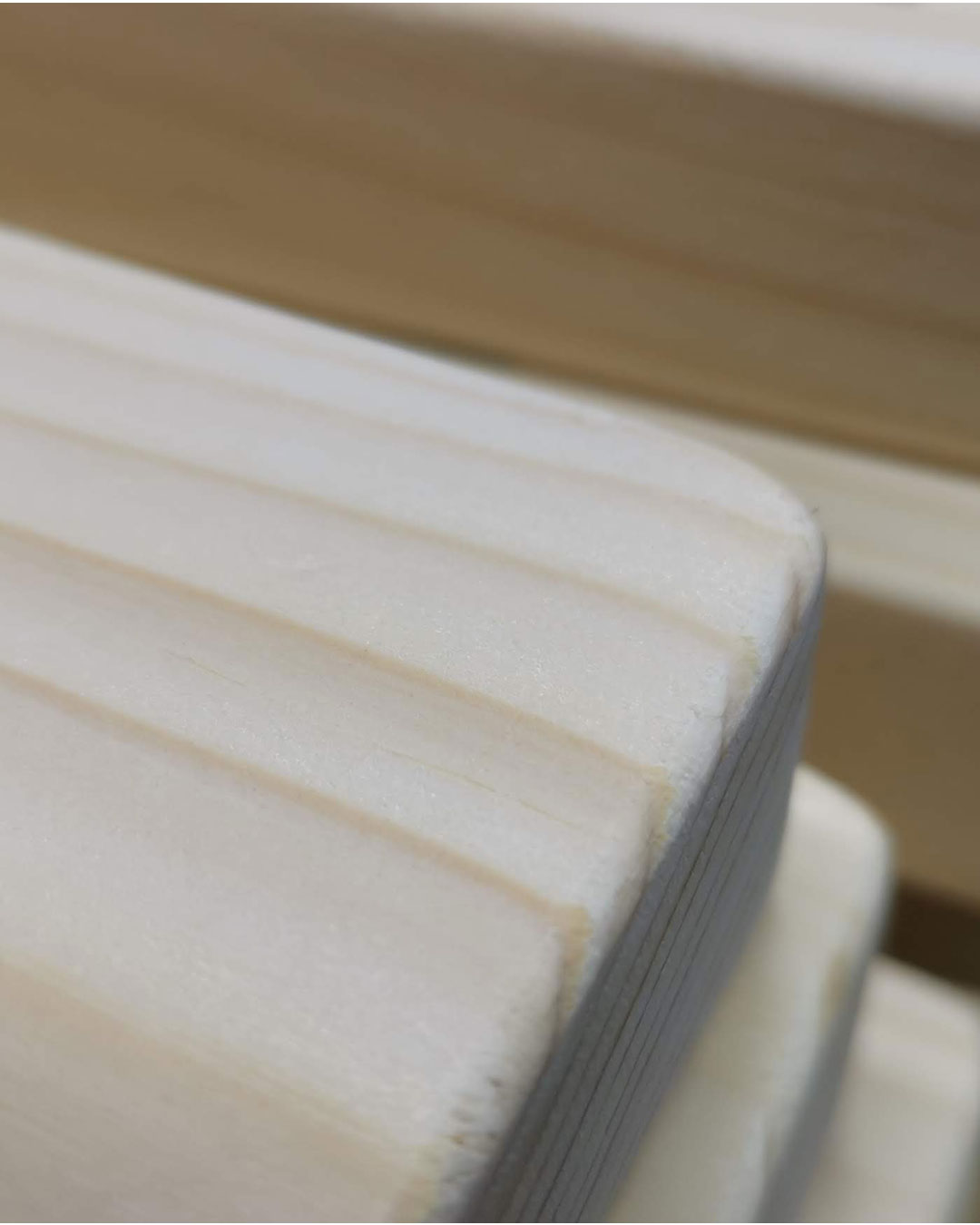 Wand-Flaschenöffner mit individueller Lasergravur aus Nadelholz HBFL01