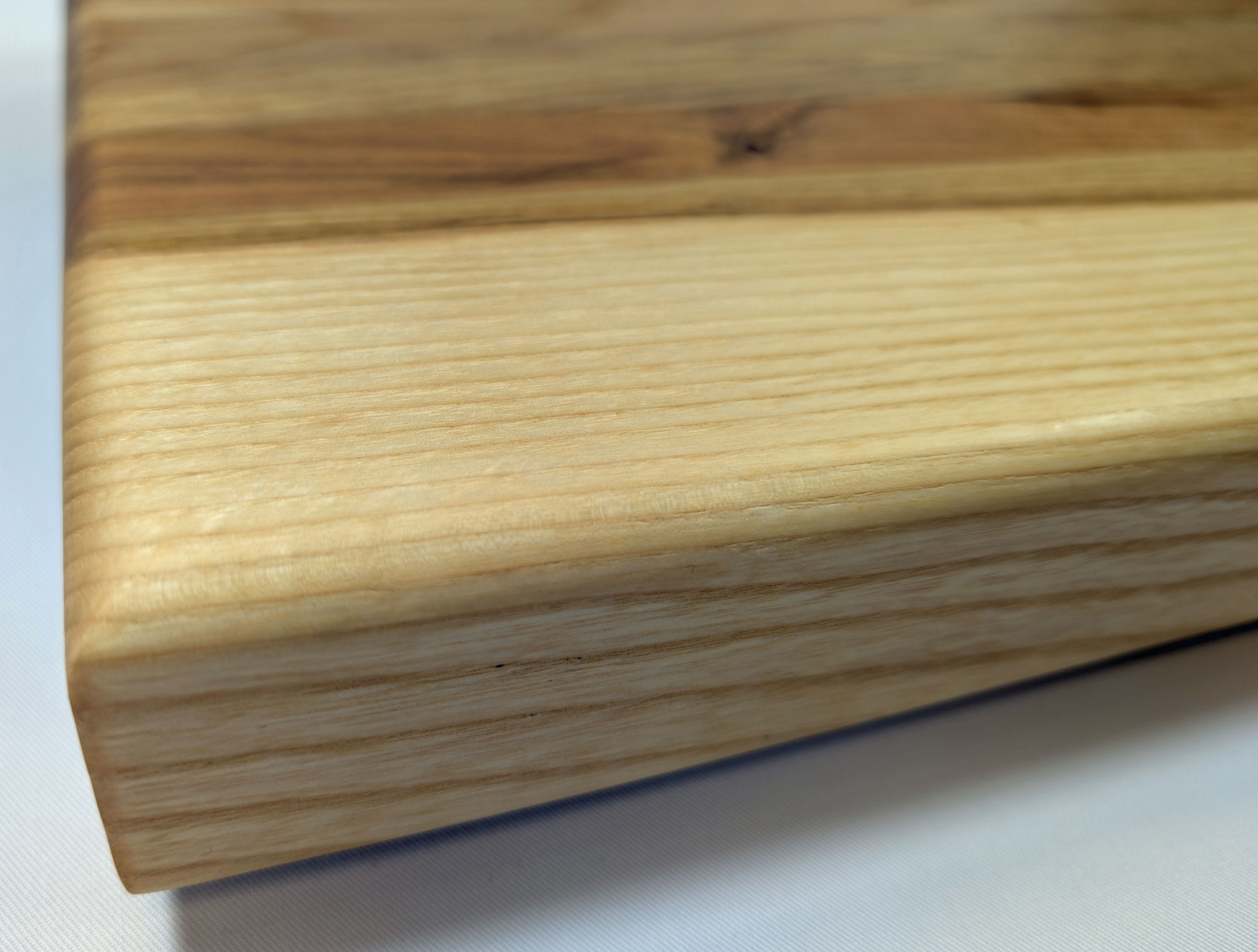 Schneidebrett Esche - Kirsche 400 x 310 x 50 mm