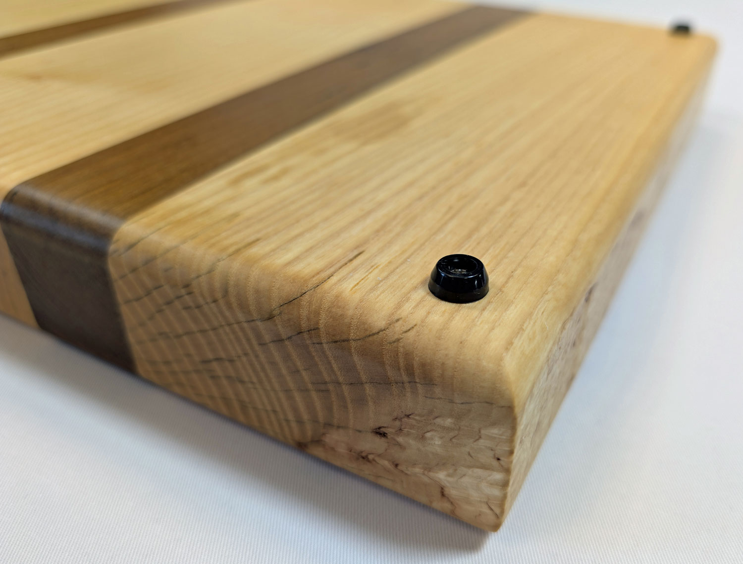 Schneidebrett Esche - Nussbaum 375 x 310 x 50 mm