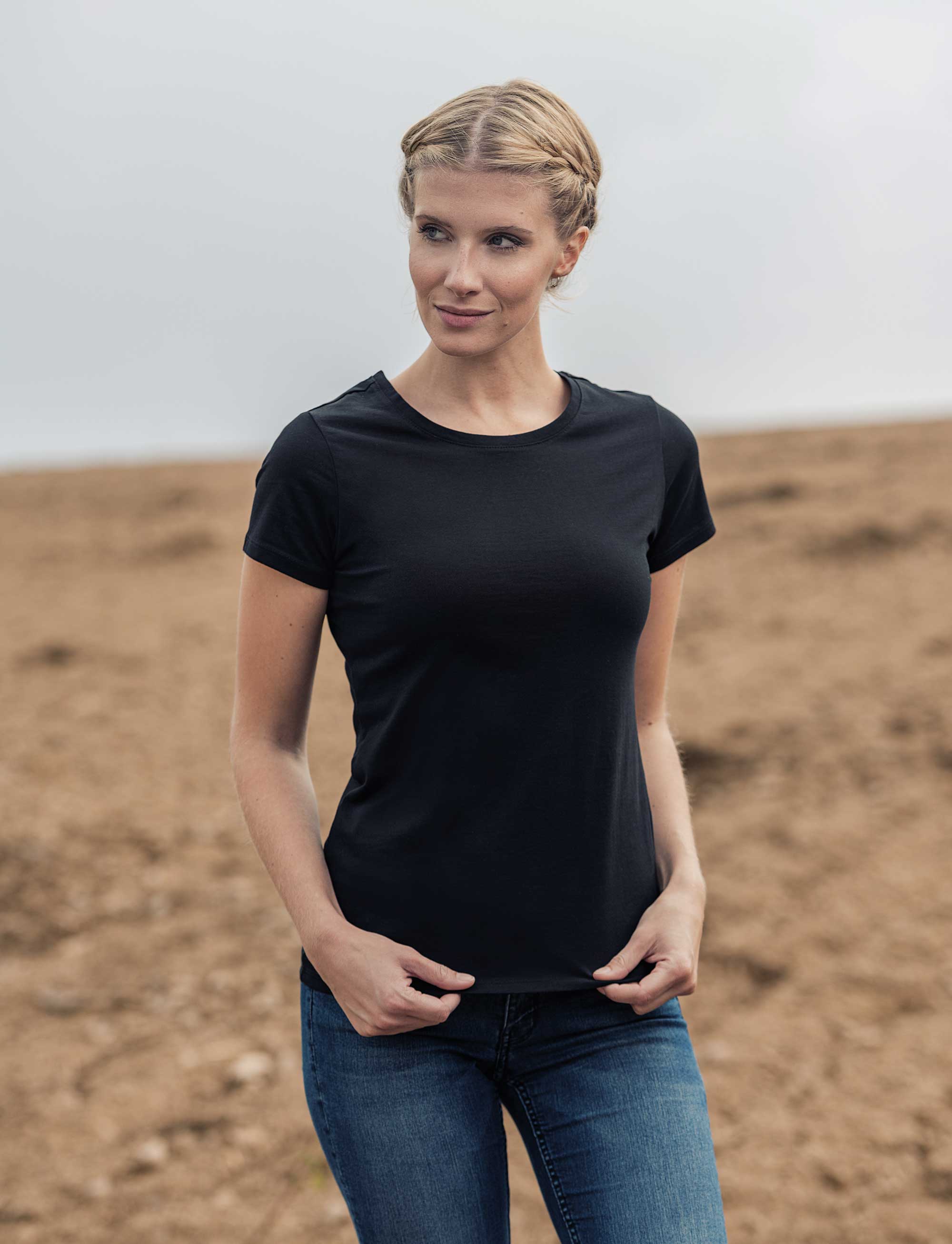 Women's Luxury Round Neck Tee 201
