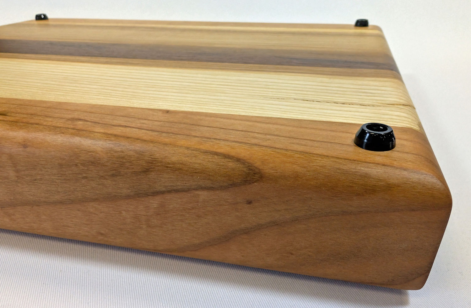 Schneidebrett Esche - Nussbaum - Kirsche 345 x 285 x 45 mm