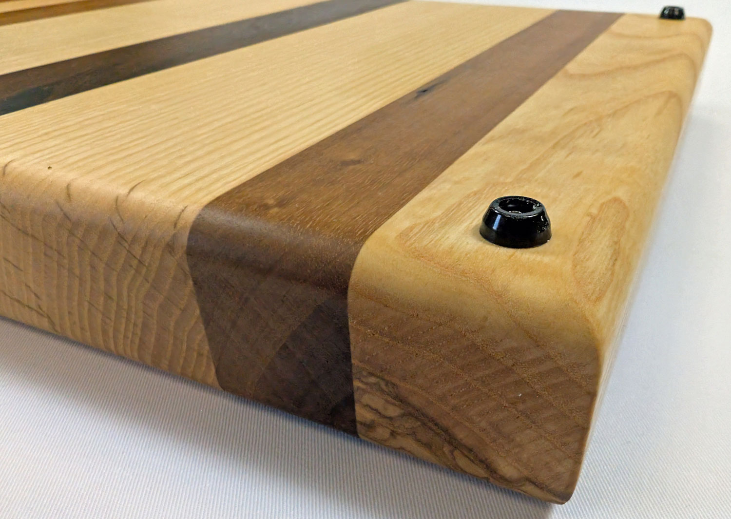 Schneidebrett Esche - Nussbaum 360 x 295 x 45 mm