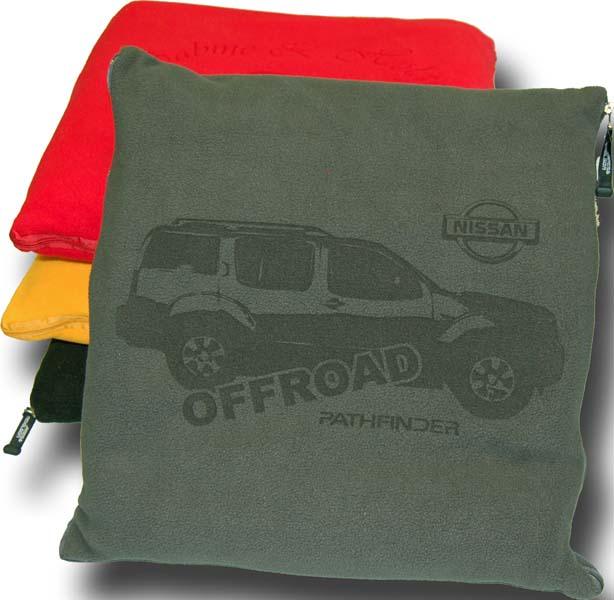 Flauschige Fleecedecke mit Laser-Branding JN900