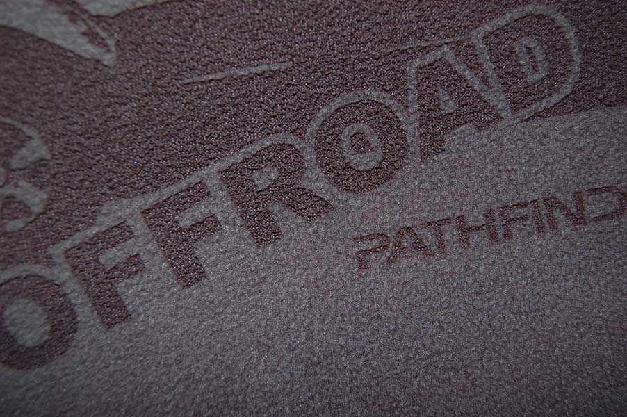 Flauschige Fleecedecke mit Laser-Branding JN900