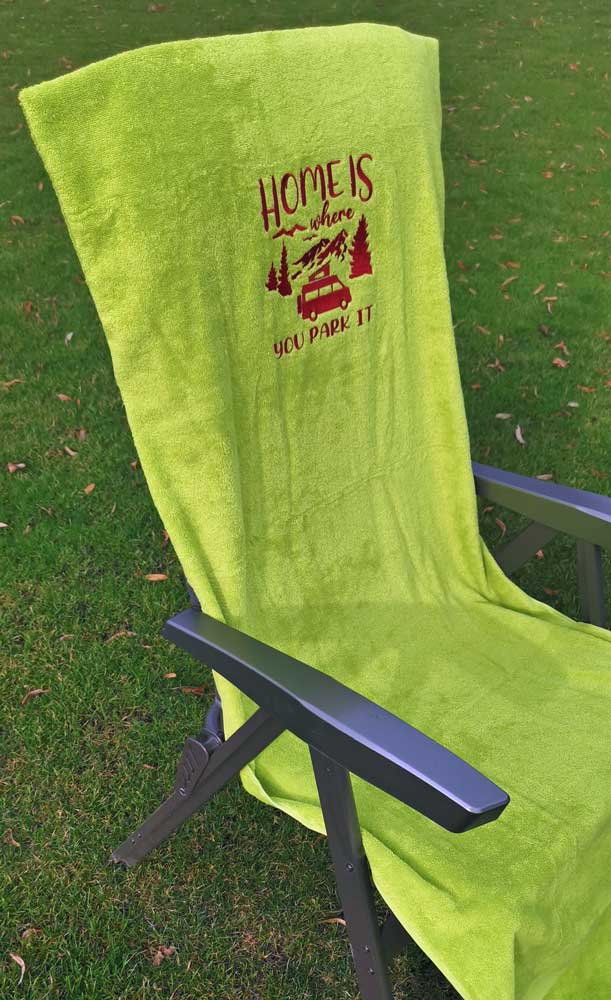 Campingstuhl-Husse mit Stick-Motiv "Home is where You park it"