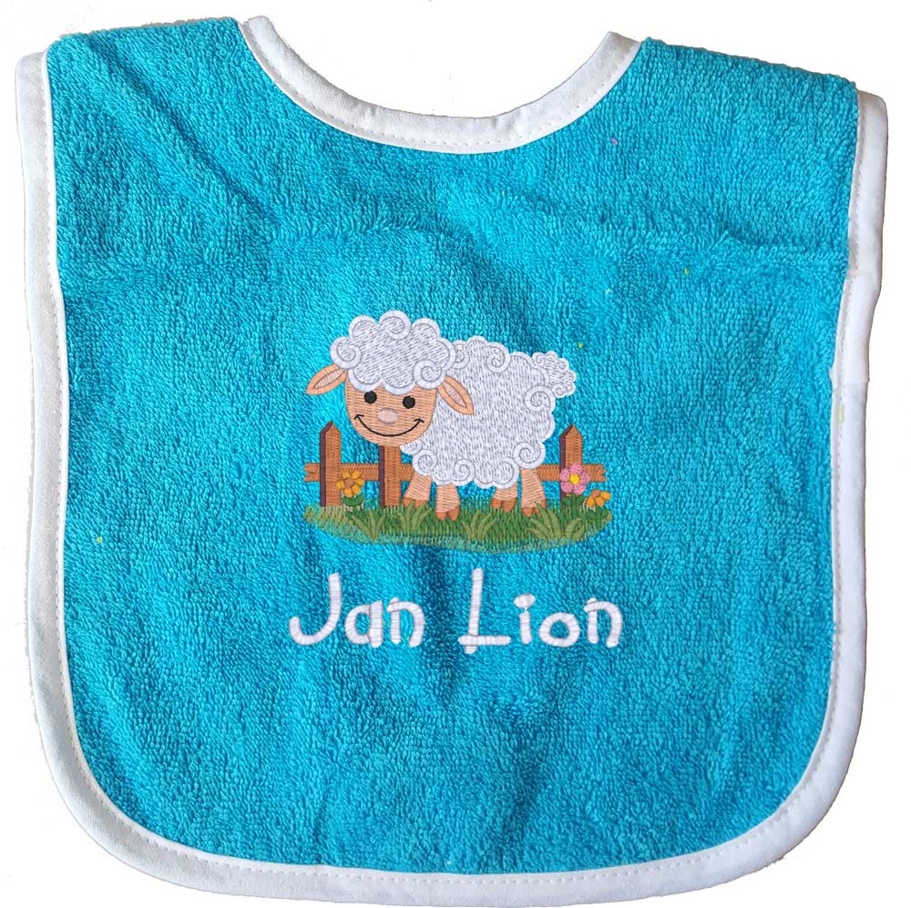 A&R Baby-Lätzchen "Farm" mit Tiermotiv und individuellem Namen bestickt
