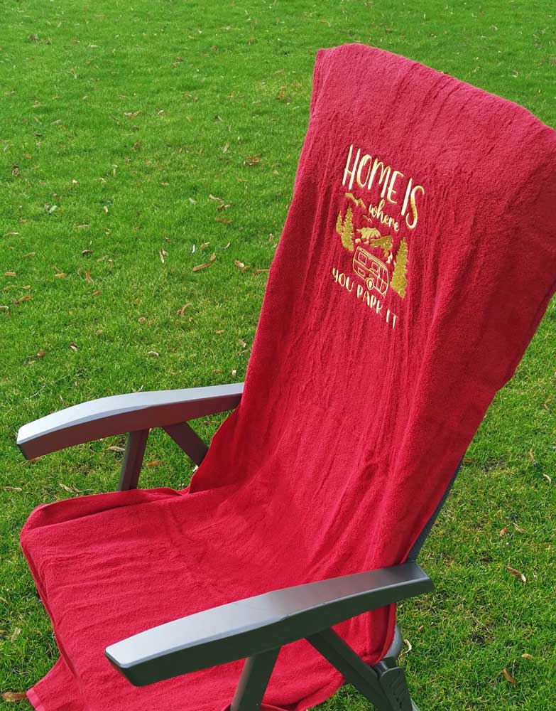 Campingstuhl-Husse mit Stick-Motiv "Home is where You park it"