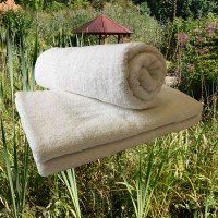 BearDream Inflame Organic Cotton Handtuch mit Text-Stickerei IN50100 BearDream Inflame Organic Cotton Handtuch mit Text-Stickerei IN50100