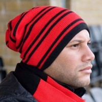 Wendbare Team Beanie mit Textstickerei Result RC354 Wendbare Team Beanie mit Textstickerei Result RC354