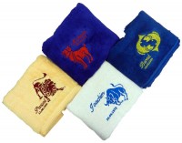 BearDream Duschtuch mit Sternzeichen-Stickerei BearDream Duschtuch mit Sternzeichen-Stickerei