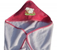 A&R Baby-Kapuzentuch "Farm" mit Tiermotiv und individuellem Namen bestickt A&R Baby-Kapuzentuch "Farm" mit Tiermotiv und individuellem Namen bestickt